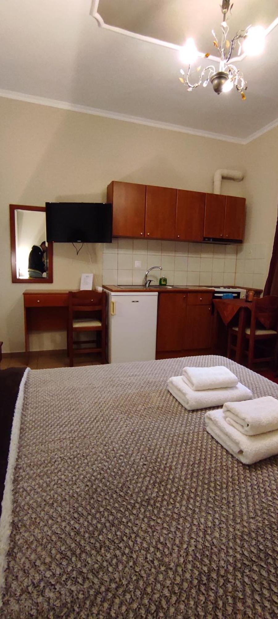 Erodios Guesthouse Káto Loutrákion Exteriér fotografie